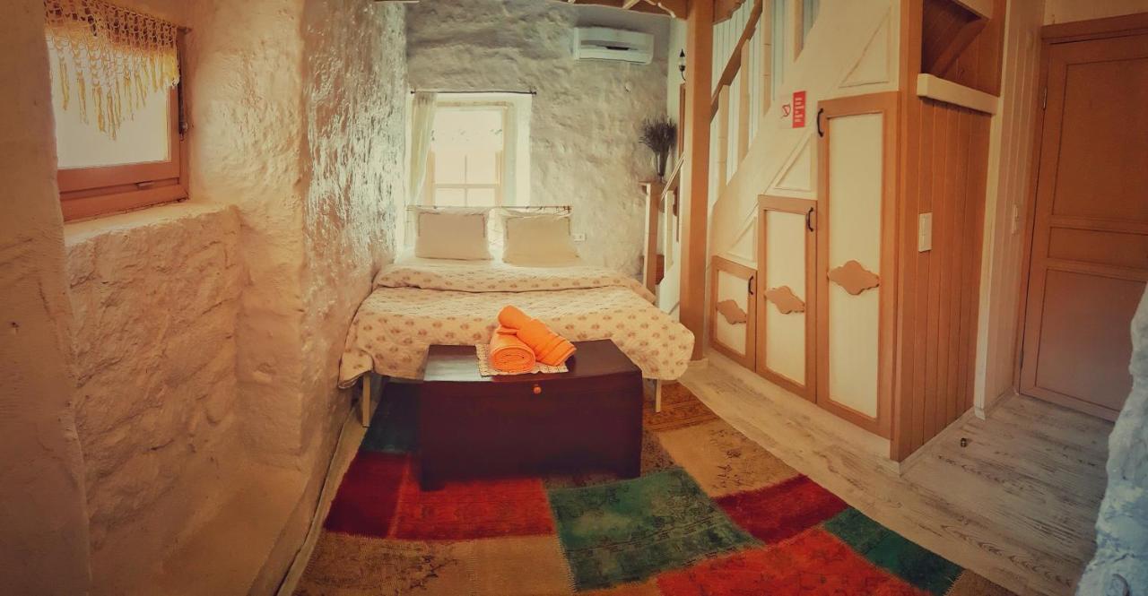 Lilyum Alaçatı - Taş Ev Dış mekan fotoğraf
